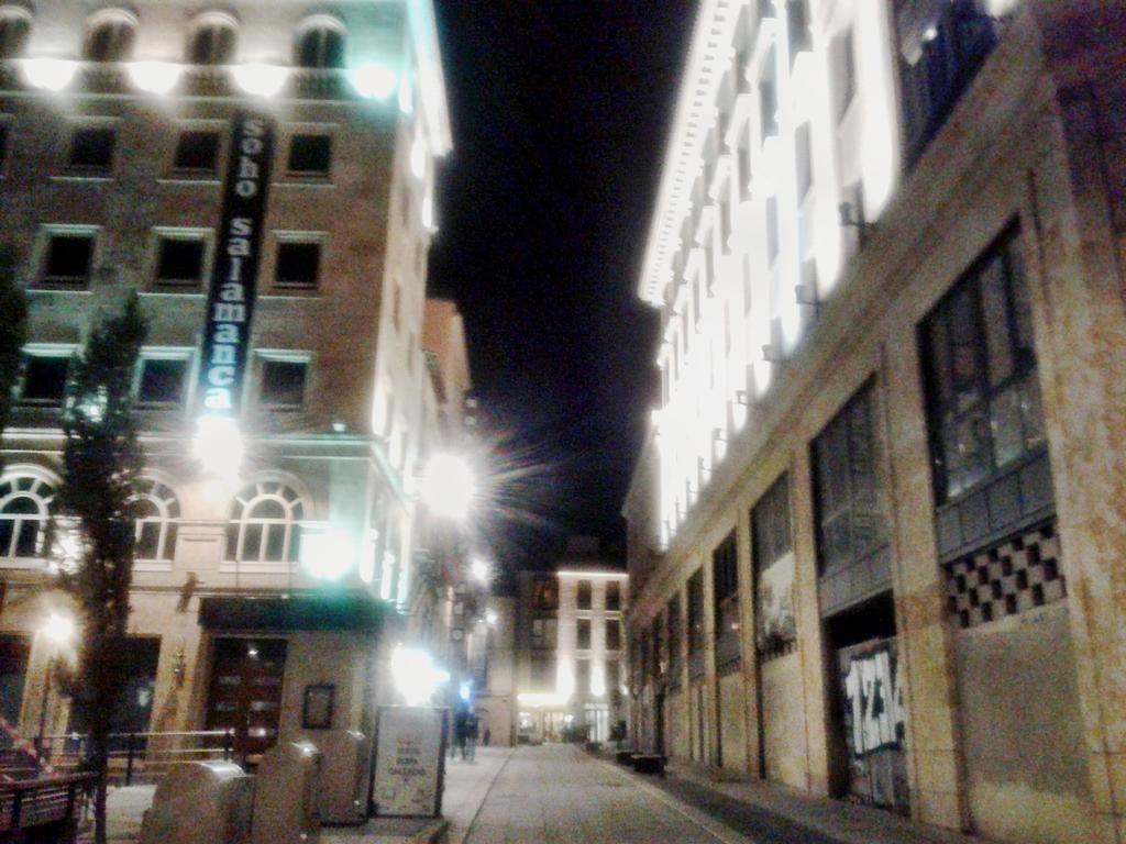 Salamanca Centro Apartamentos Luaran gambar