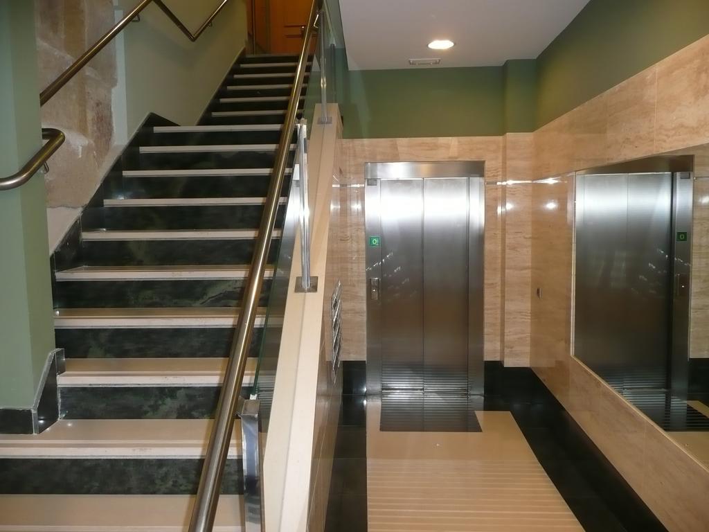Salamanca Centro Apartamentos Luaran gambar